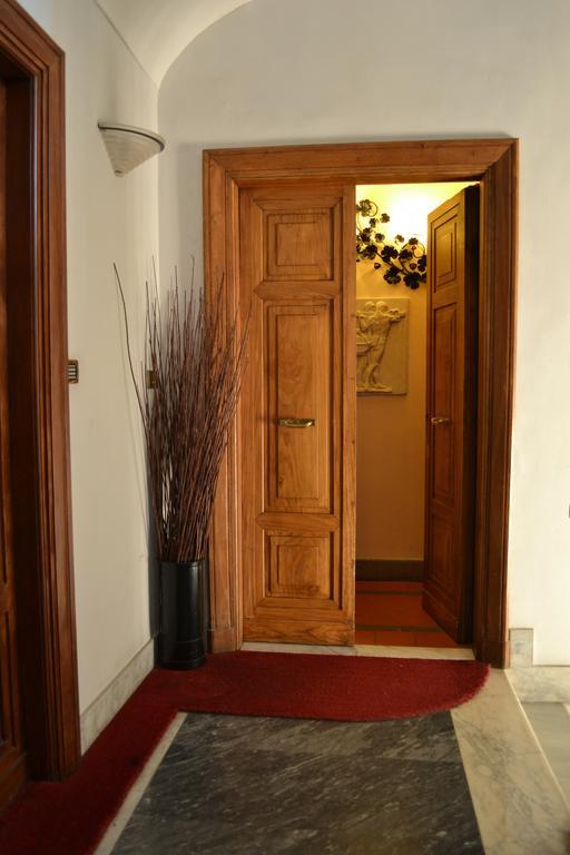 Hotel Al Sanpietrino Rome Exterior photo